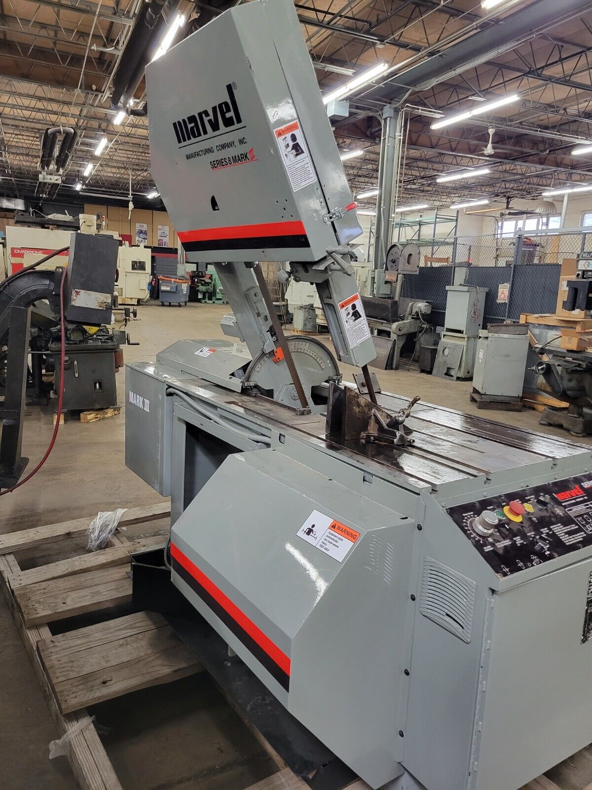 MARVEL SERIES 8 MARK III Vertical Bandsaw